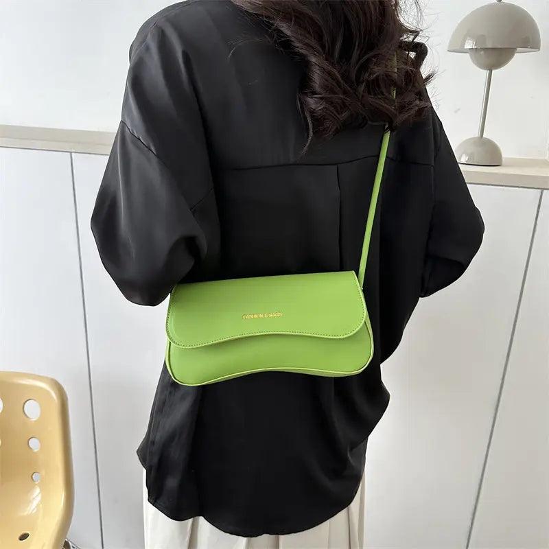 Solid Color 2025 Niche Retro One-Shoulder Underarm Bag – Trendy Small Square Bag