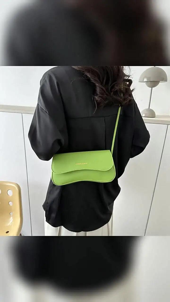Solid Color 2025 Niche Retro One-Shoulder Underarm Bag – Trendy Small Square Bag