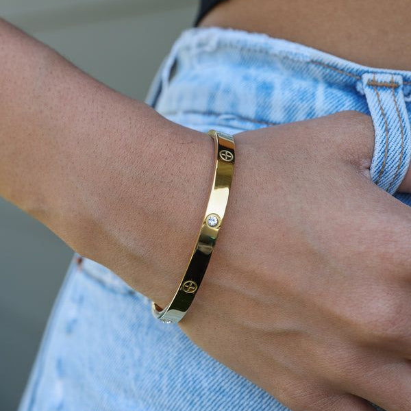 Classic Bracelet Bangle with Rhinestones